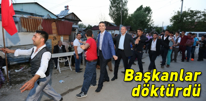 Başkanlar Roman düğününde döktürdü