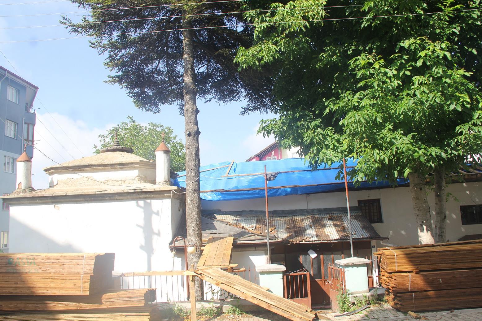 Yukarı Tekke Camii restorasyon ediliyor