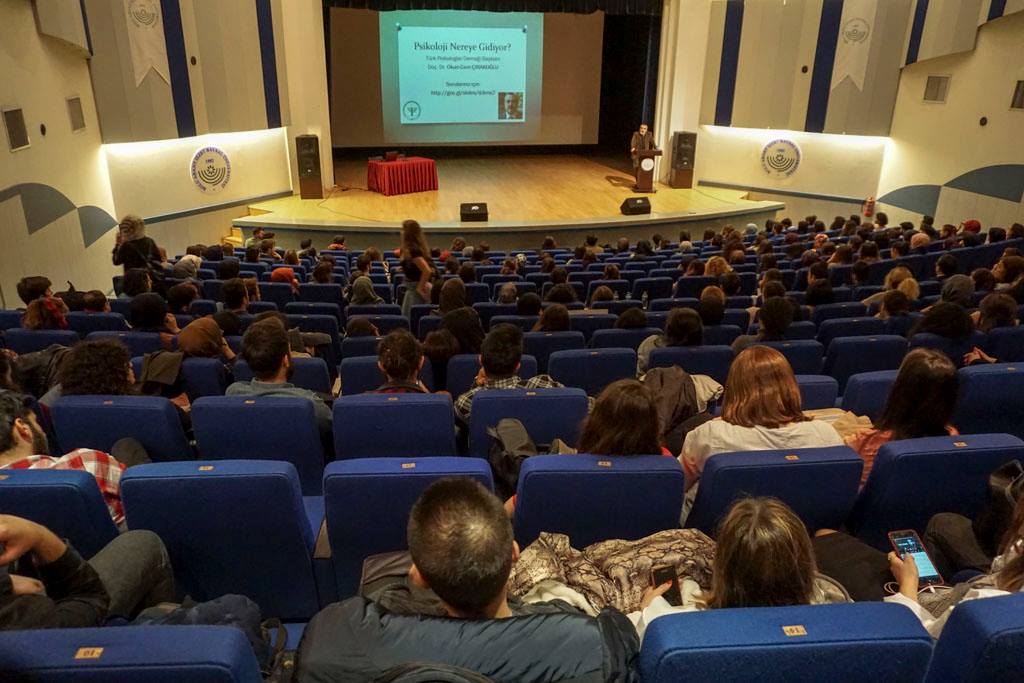 “Psikoloji Nereye Gidiyor” konferansı düzenlendi