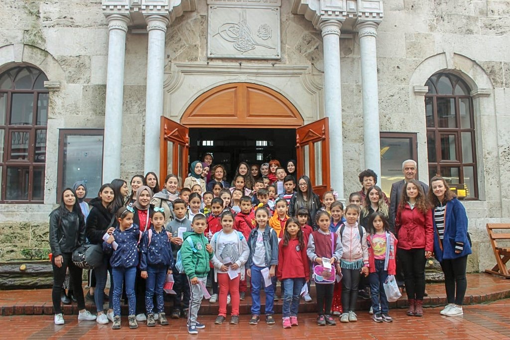 İlkokul öğrencilerine Bolu’yu gezdirdiler