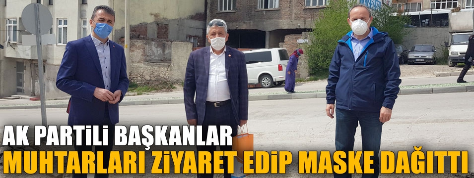 BAŞKANLAR MUHTARLARA MASKE  DAĞITTI