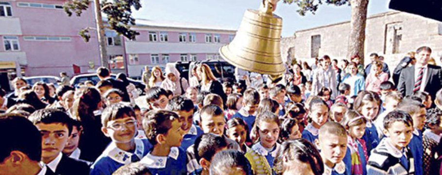 Tarih belli oldu; okullar Eylül'de açılacak...