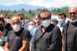 Bolulu ünlü şefin acı günü, babasını toprağa verdi