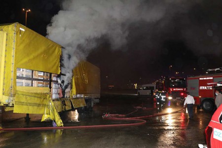 Bolu Dağı tüneli yakınlarından yürekleri ağza getiren yangın