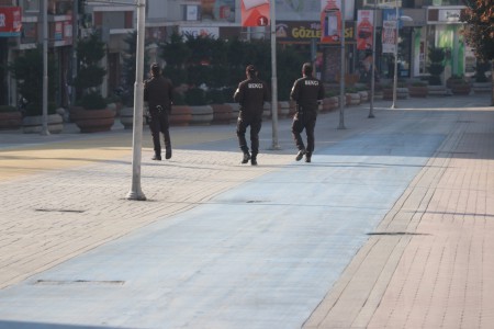 Bolu, sokağa çıkma yasağıyla sessizliğe büründü