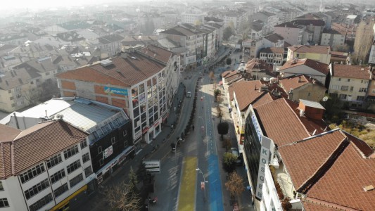 Bolu, sokağa çıkma yasağıyla sessizliğe büründü