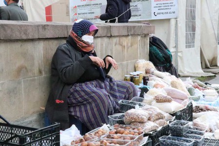 Cuma namazının ardından yağmur duası yapıldı