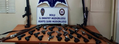 Bolu'da iki ayda 9 tabanca, 5 av tüfeği ve 41 kurusıkı tabanca ele geçirildi