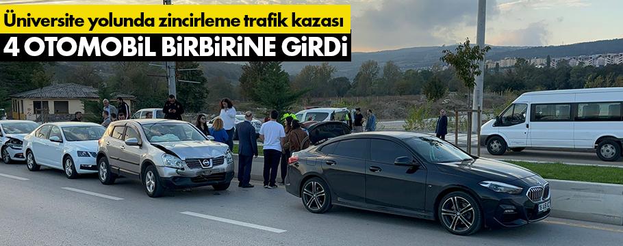 Zincirleme kazada 4 araç birbirine girdi