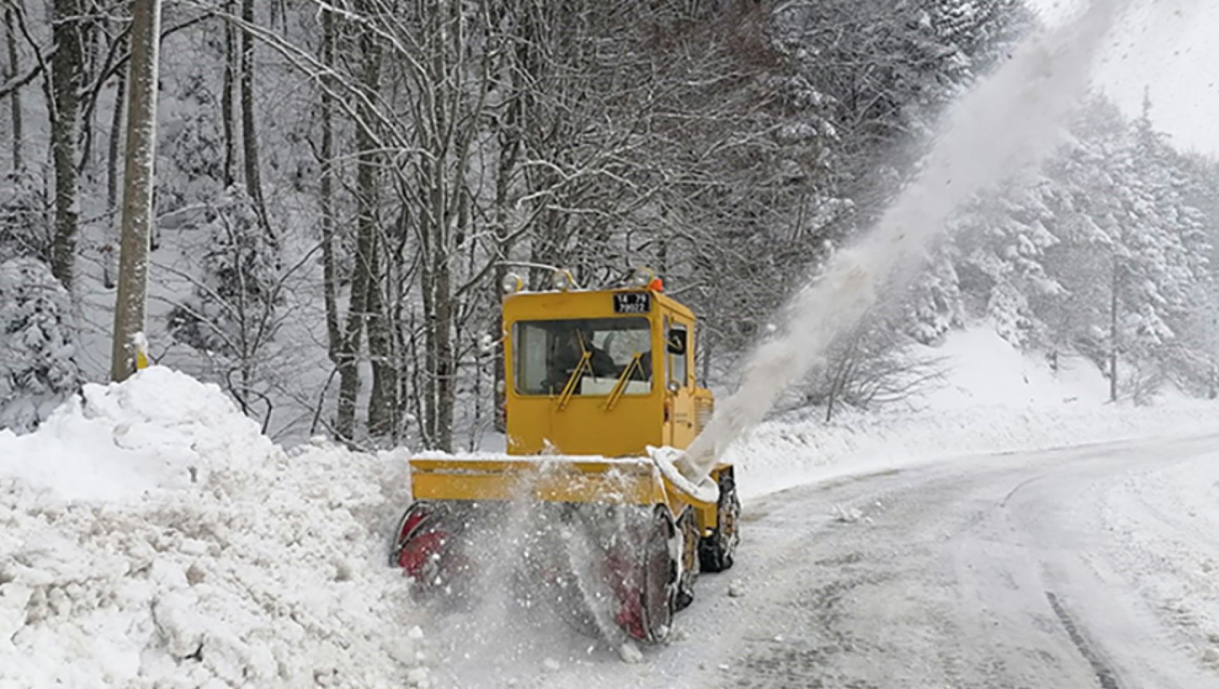 Bolu'da tüm köy yolları ulaşıma açıldı