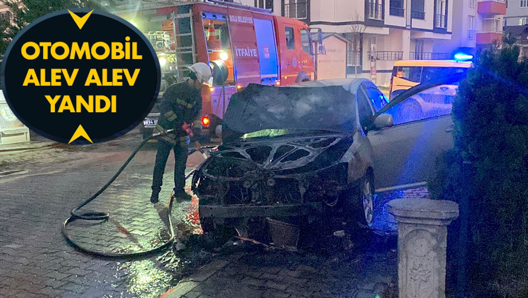 Sanayiye götüreceği otomobili alev alev yandı