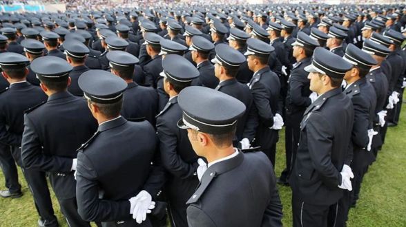 İiçişleri bakanı 12 bin polisin alınacağını duyurdu