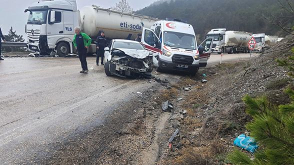 Bolu'da trafik kazası: 4 yaralı