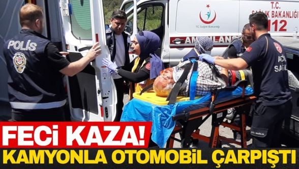 Bolu'da kavşakta süt kamyonu ile otomobil çarpıştı: 2 yaralı