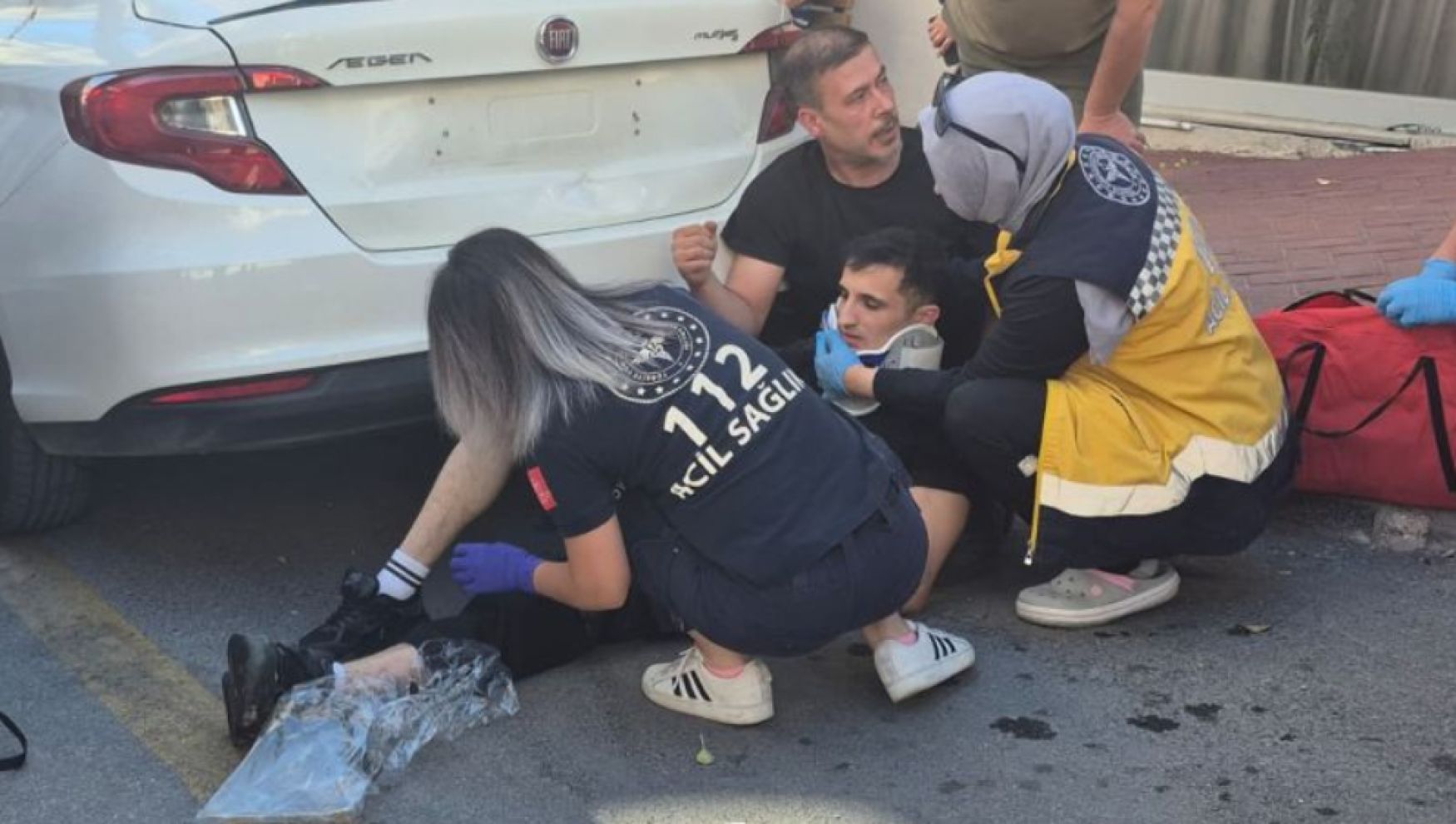 Tabaklar Mahallesi'nde kaza: Motosiklet sürücüsü yaralandı