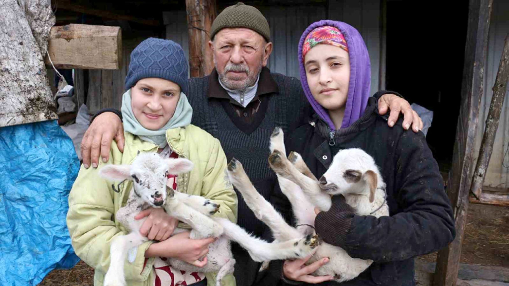 Mudurnu'da yaylalardan köylere kış göçü başladı