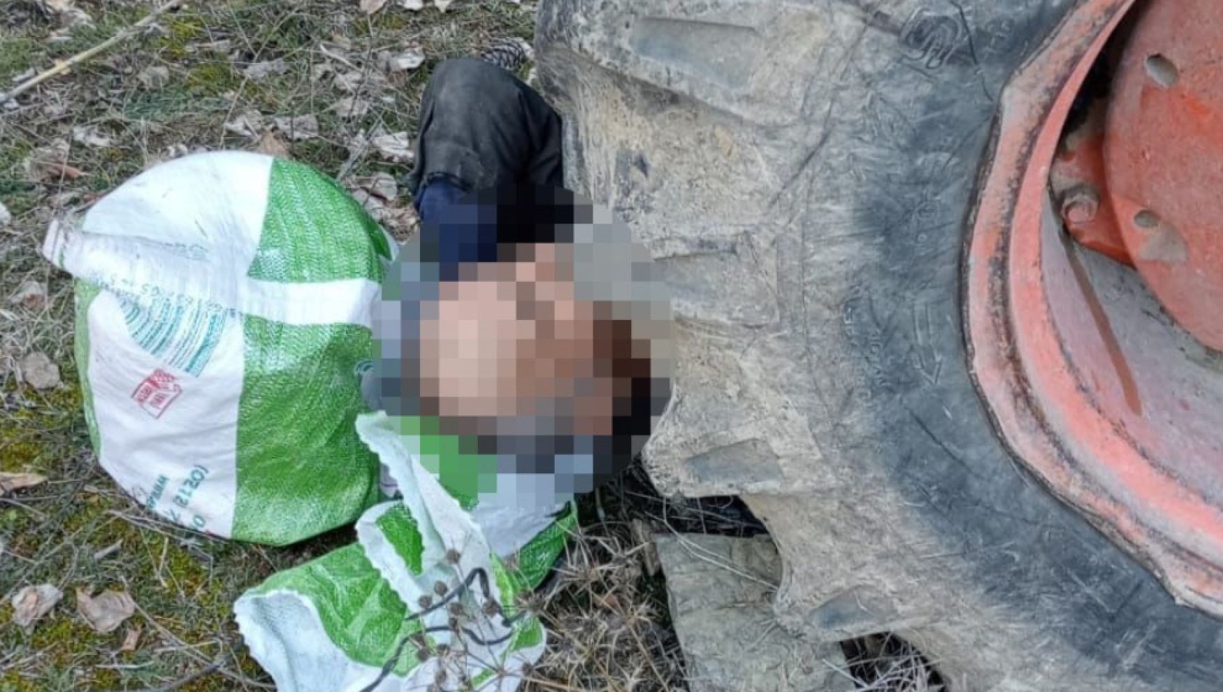 Mudurnu’da traktör kazası: sürücü yaralandı