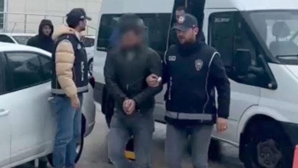 Bolu'da göçmen kaçakçılığı operasyonu: 13 kaçak göçmen yakalandı, 5 şüpheli tutuklandı