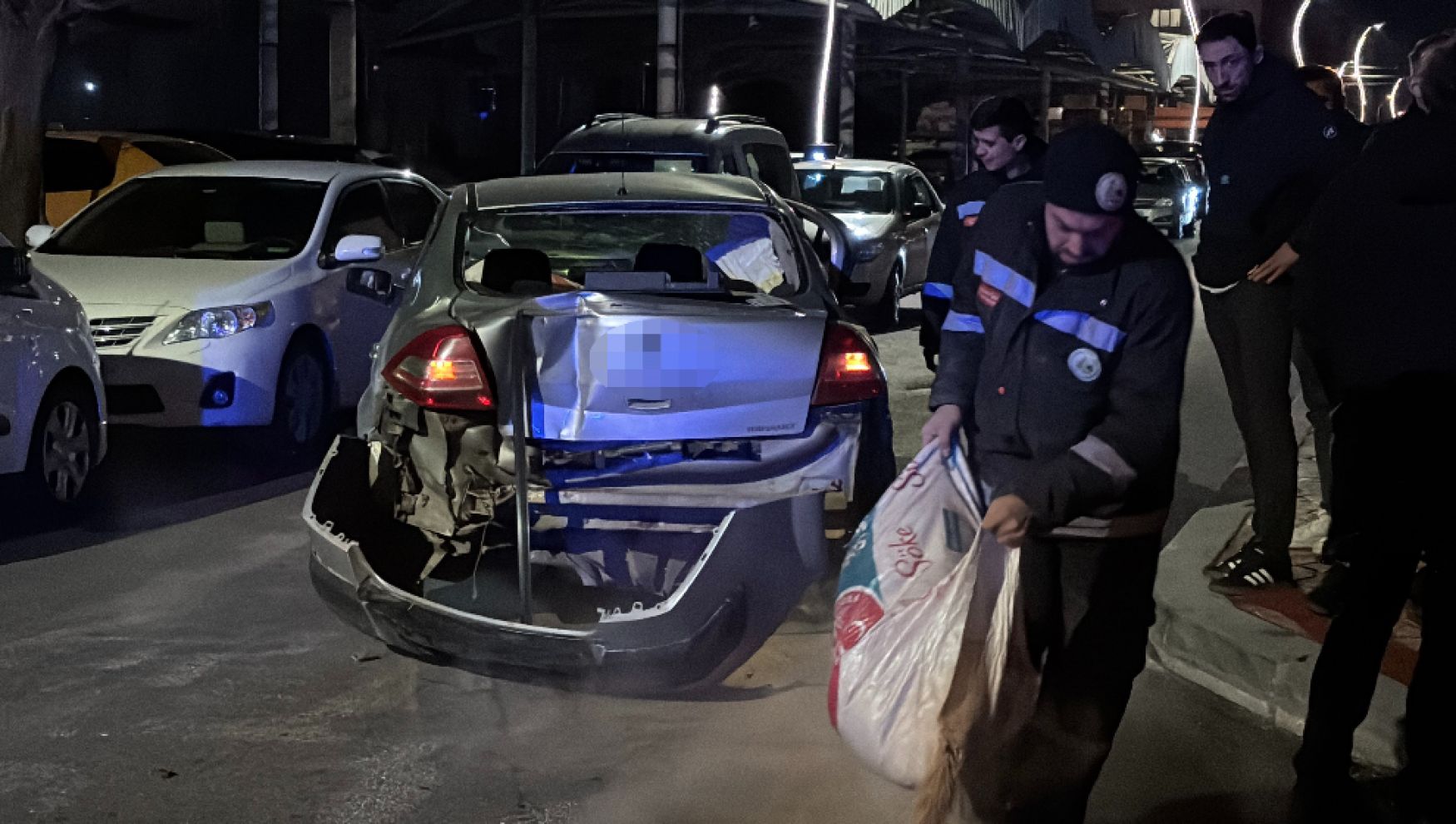 Bolu'da cip ile otomobil çarpıştı: Araçlar ağır hasar aldı