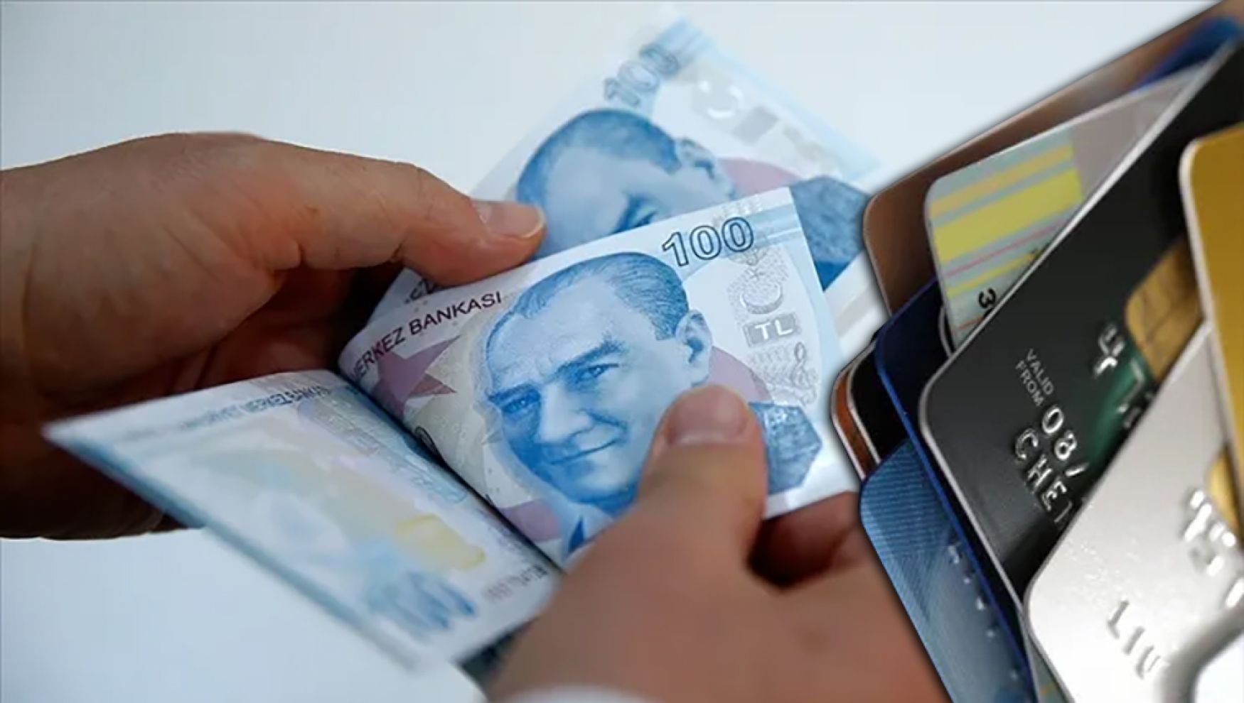 Kredi kartlarında yeni dönem: Borçlara yapılandırma, limitlere düzenleme