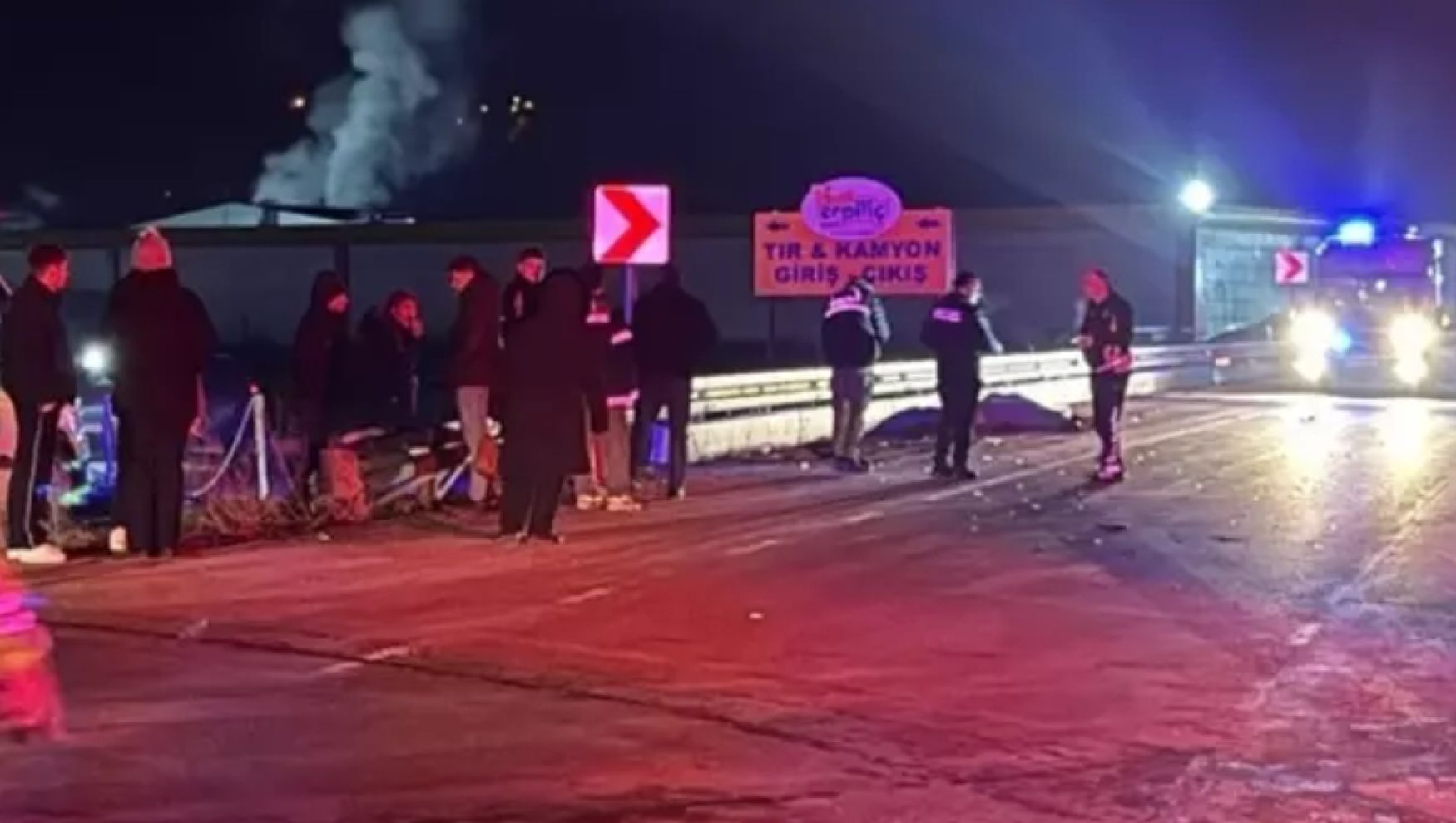 Mudurnu yolunda otomobilin çarptığı kadın hayatını kaybetti