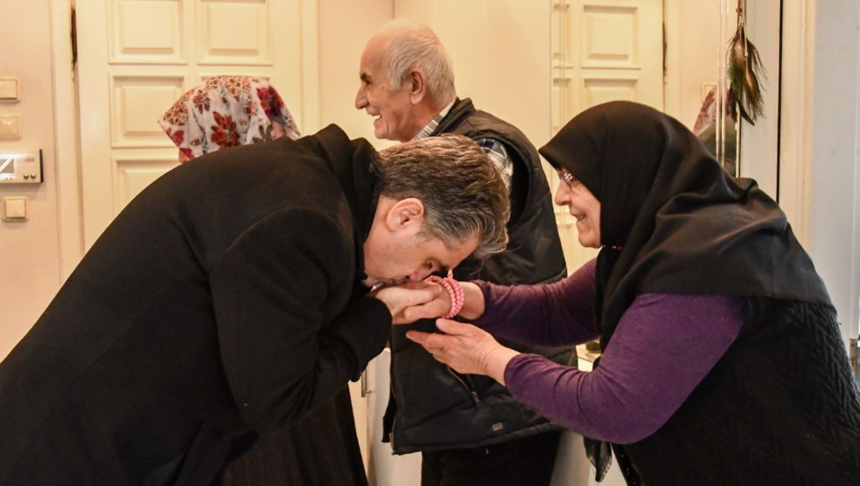 Vali Abdulaziz Aydın’dan Ramazan’da gönüllere dokunan ziyaretler