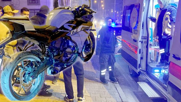 Bolu'da kavşakta otomobil ile motosiklet çarpıştı: 1 yaralı