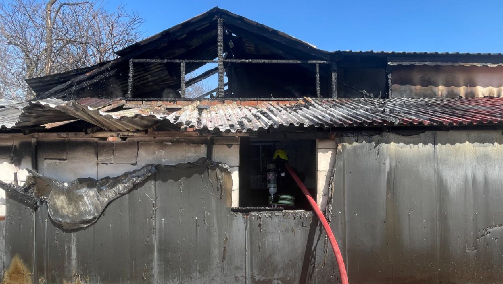 Bolu'da tek katlı ev çıkan yangında küle döndü