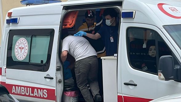 Elektrikli bisikletten düştü, hastanelik oldu