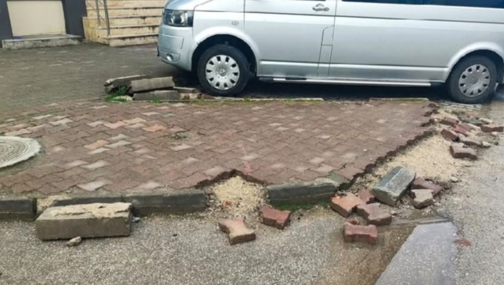 Bolu'da yollar dökülüyor: Vatandaş isyan etti