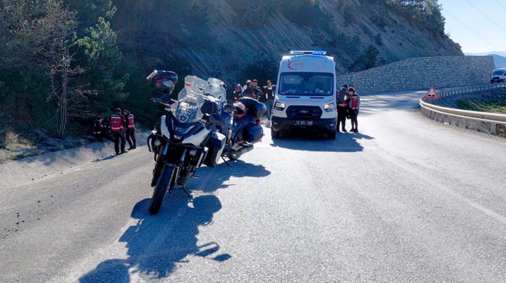 Mudurnu’da peş peşe kaza: Yardıma giderken kaza yaptı