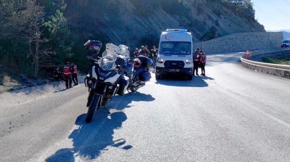 Mudurnu'da peş peşe kaza: Yardıma giderken kaza yaptı