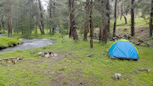 Piknik yaptıkları alana yıldırım düştü: 1'i ağır 3 yaralı