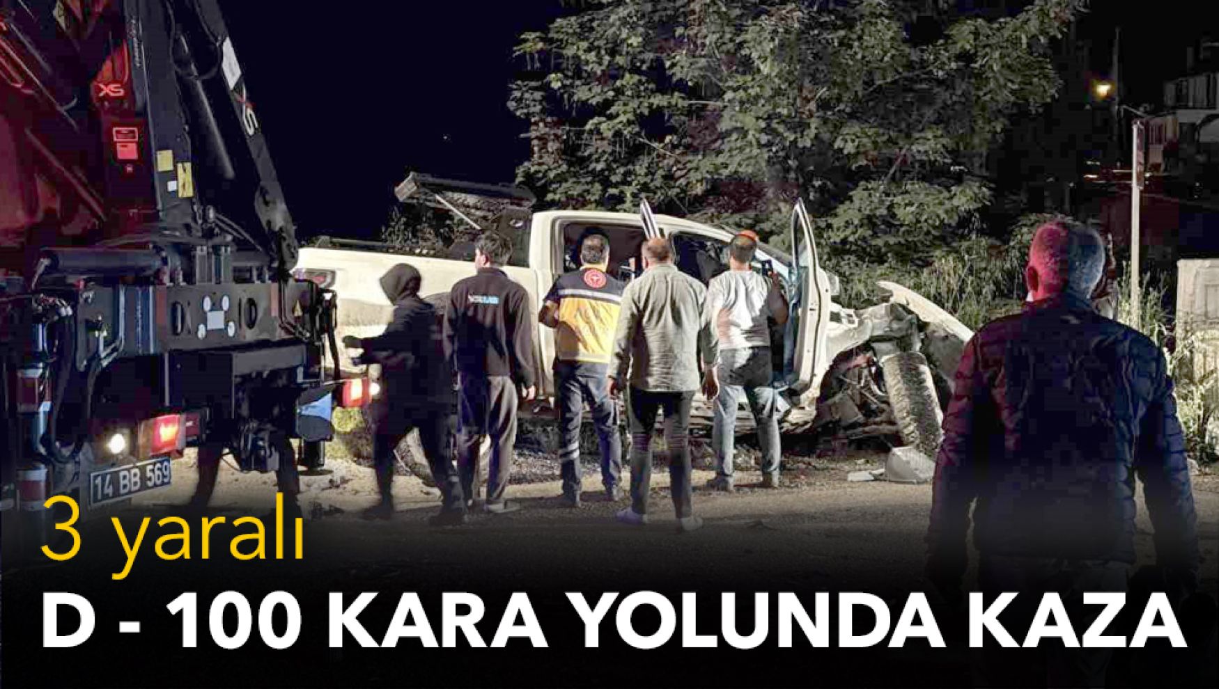 Lüks pikap tırın dorsesine saplandı: 3 yaralı
