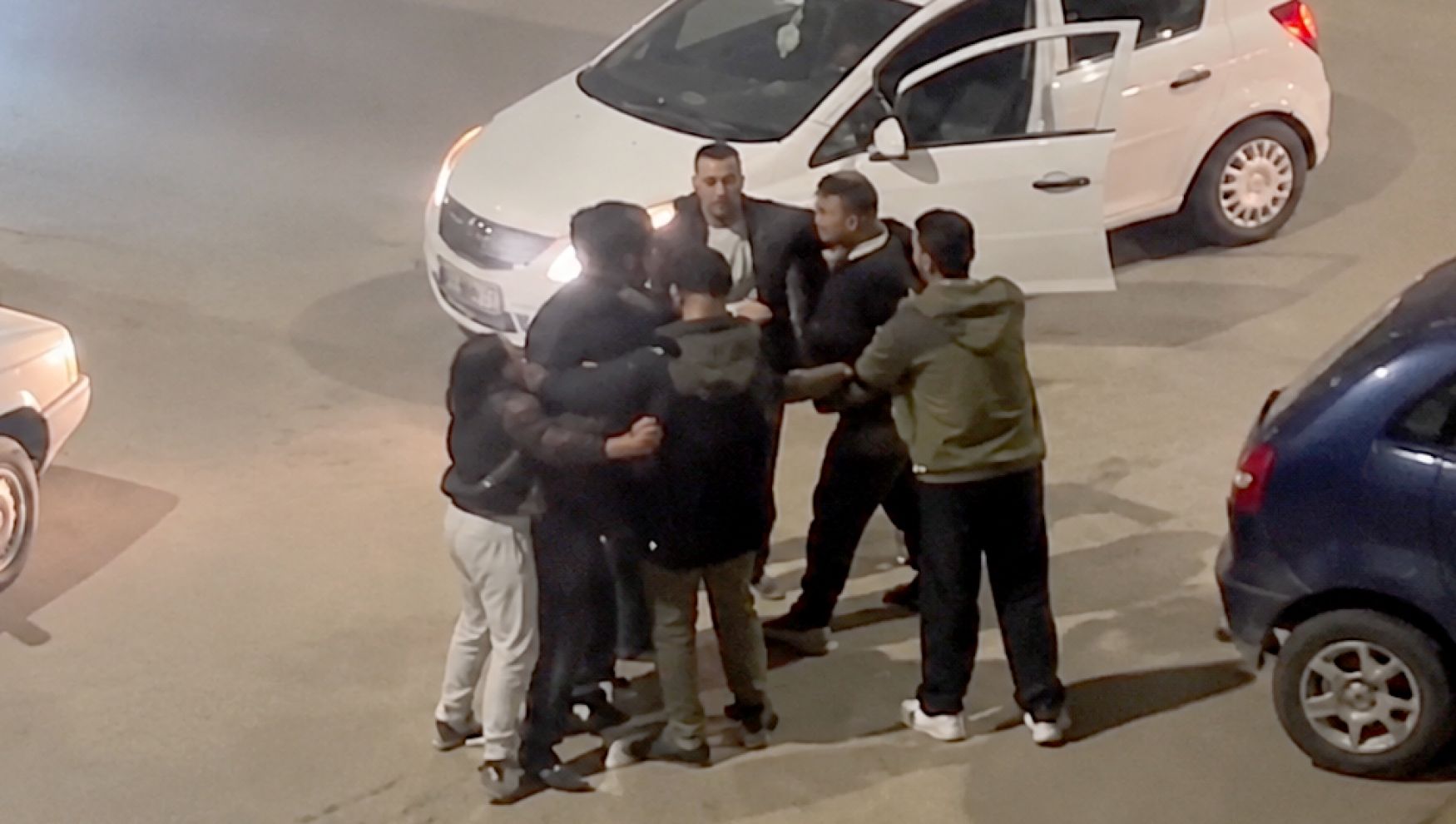 Bolu’da kavgada bıçağı çekti