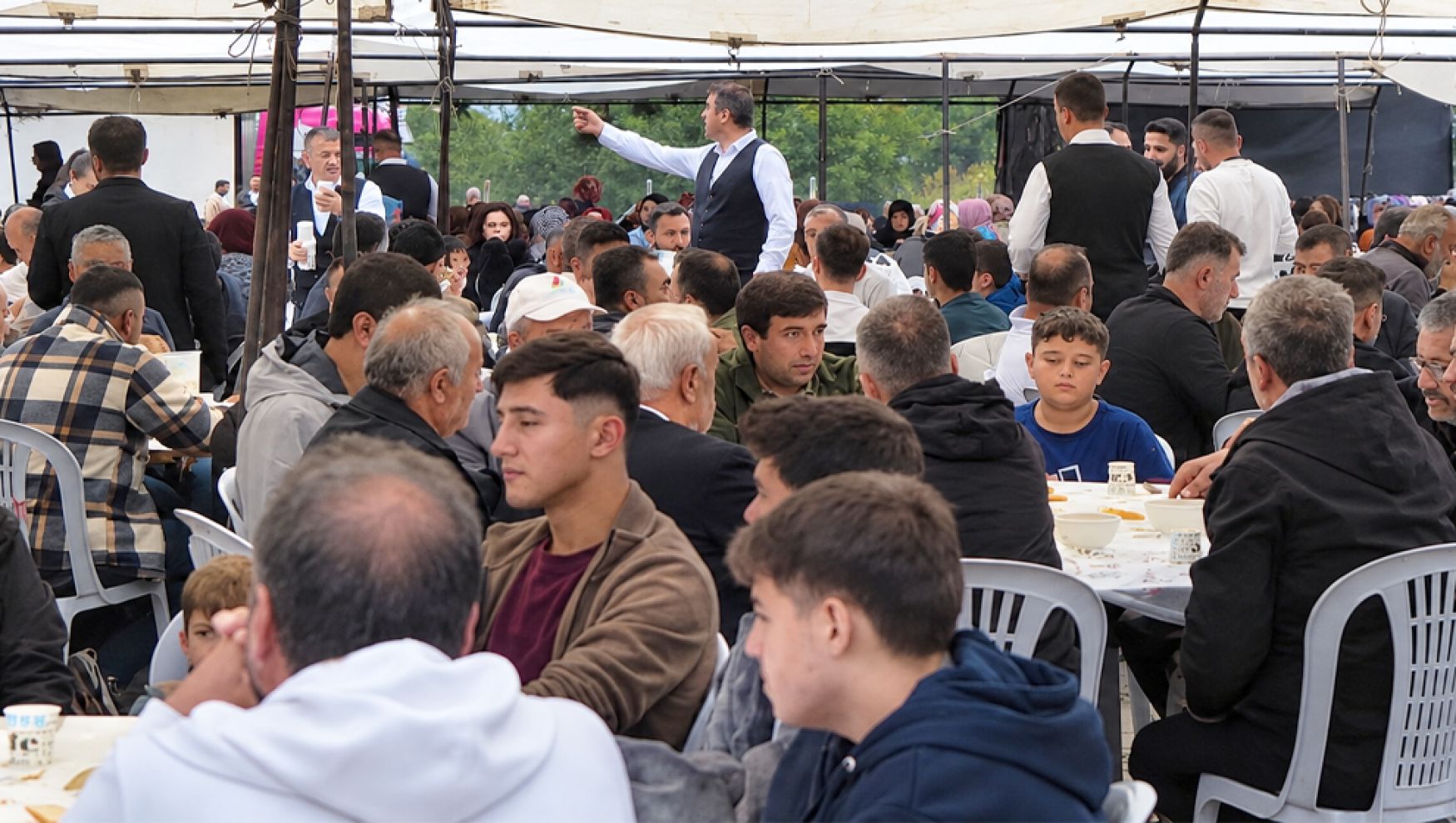 Çorumlular Bolu’da rekor kırdı: 41 kazan İskilip dolması için kuruldu, 10 bin kişi buluştu